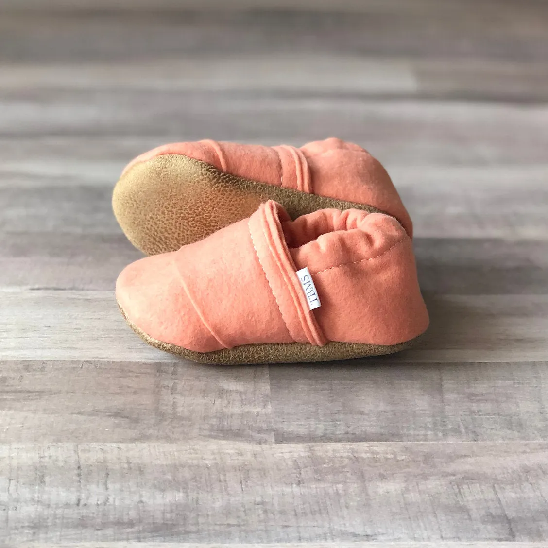 Baby Moccasins - Coral Felt