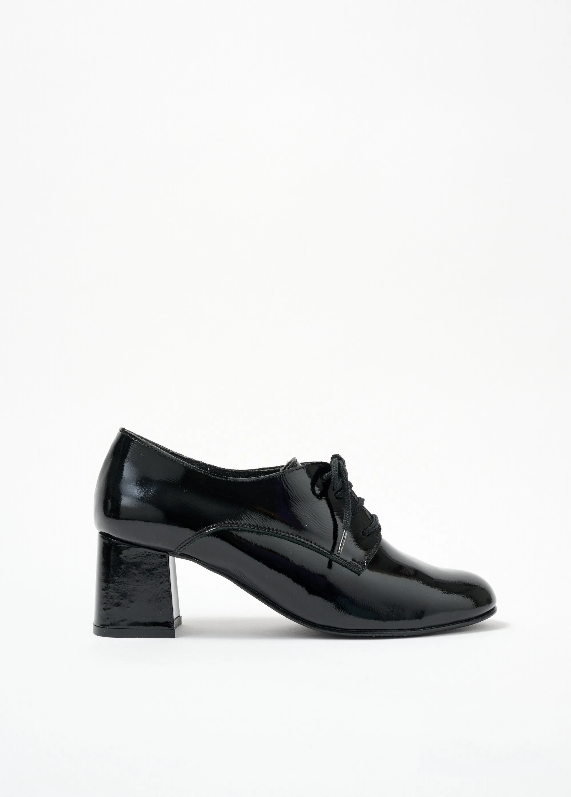Derbies lacées à talons largeur confort cuir vernis