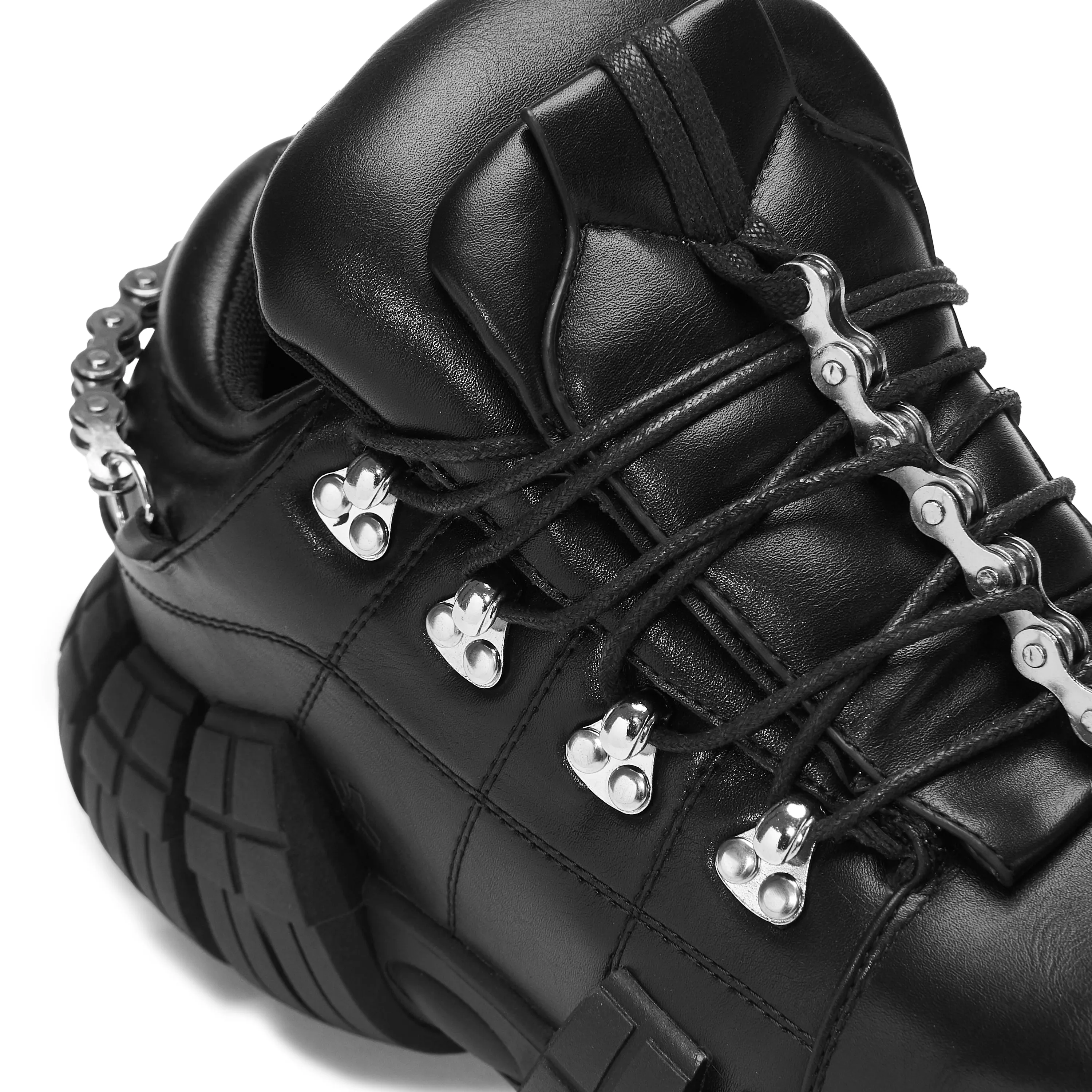 Invading Rapture 'Octo' Bike Chain Trainers