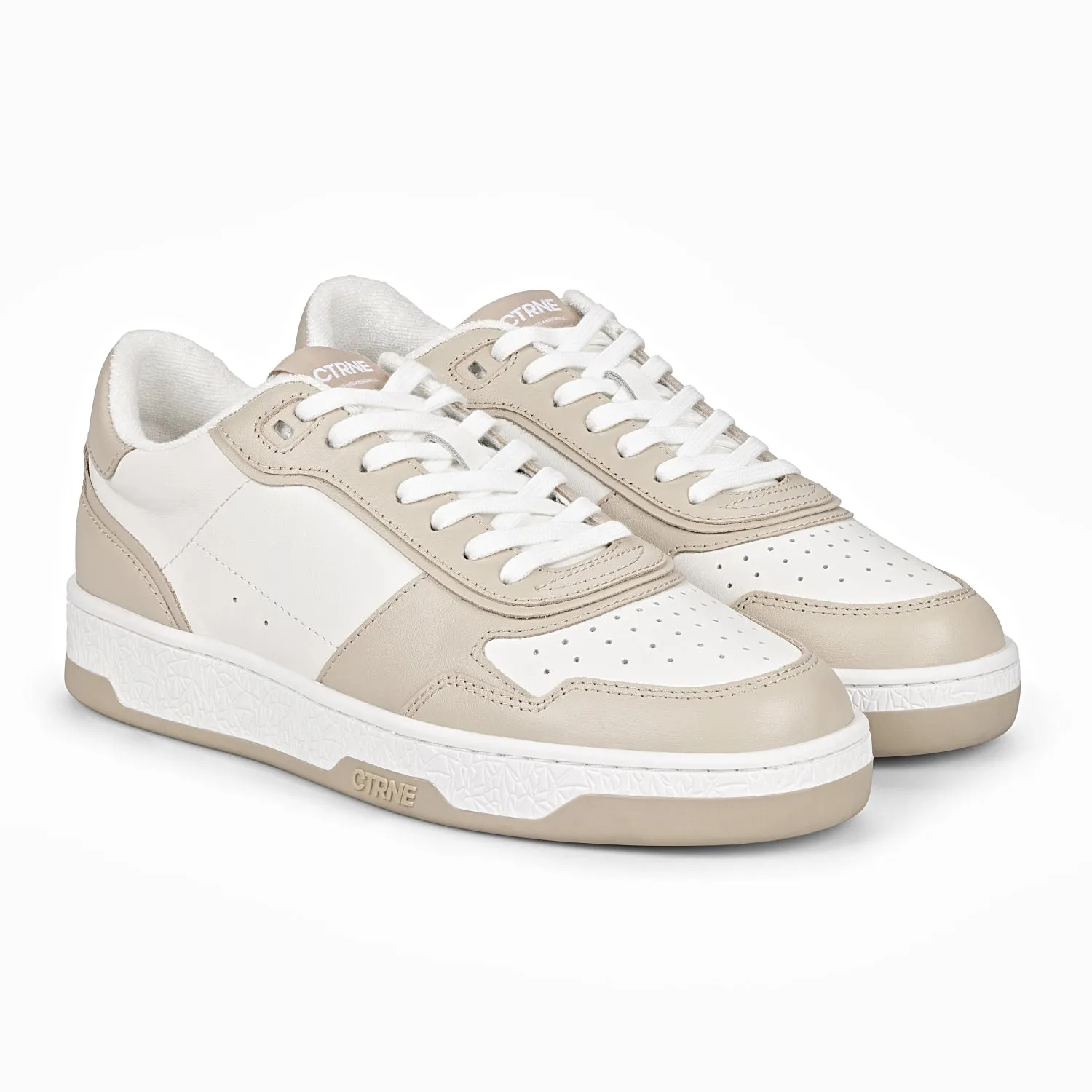 Orgonite Manifest Sneaker in White/Beige/Leather Ladies
