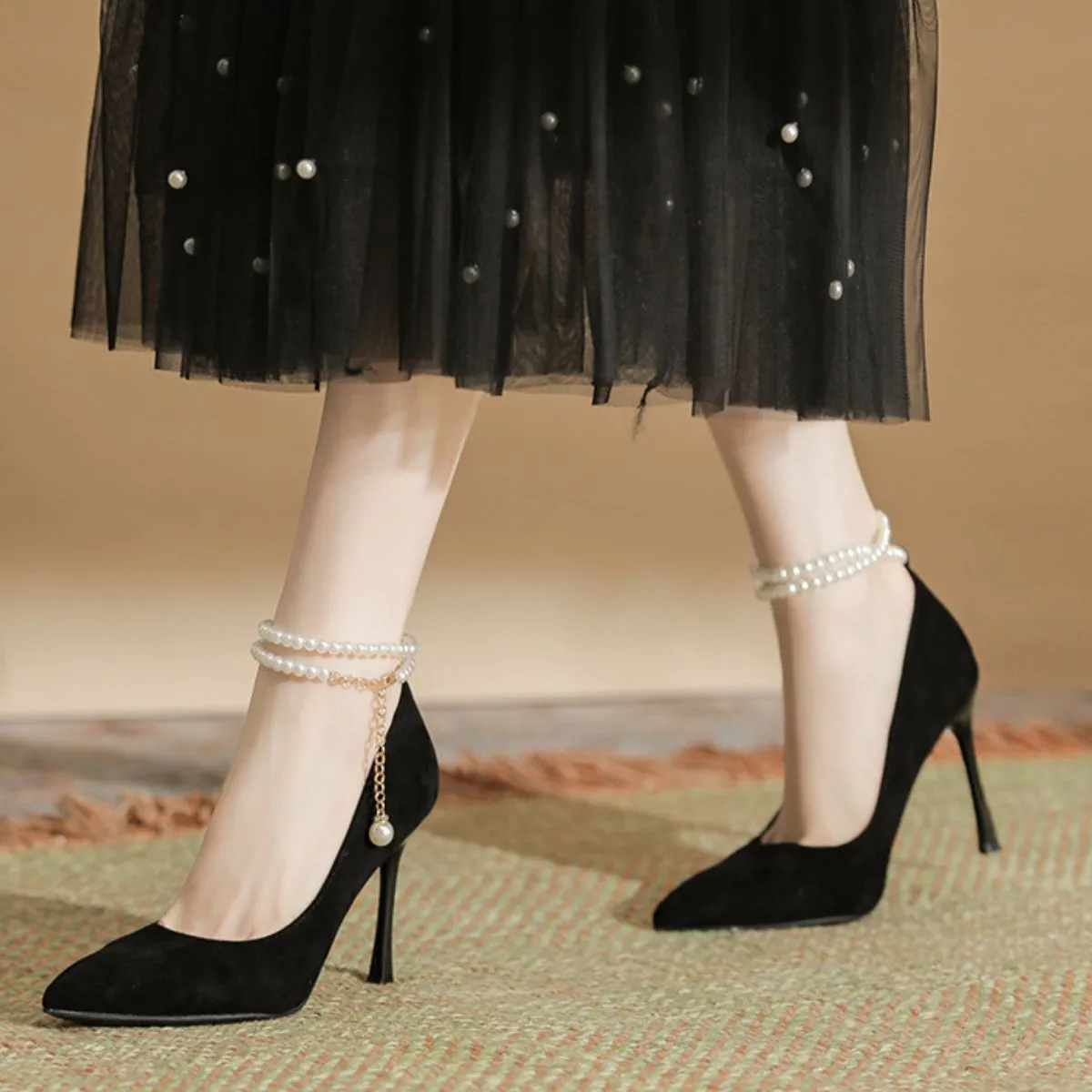 Point Toe High Heel Pumps