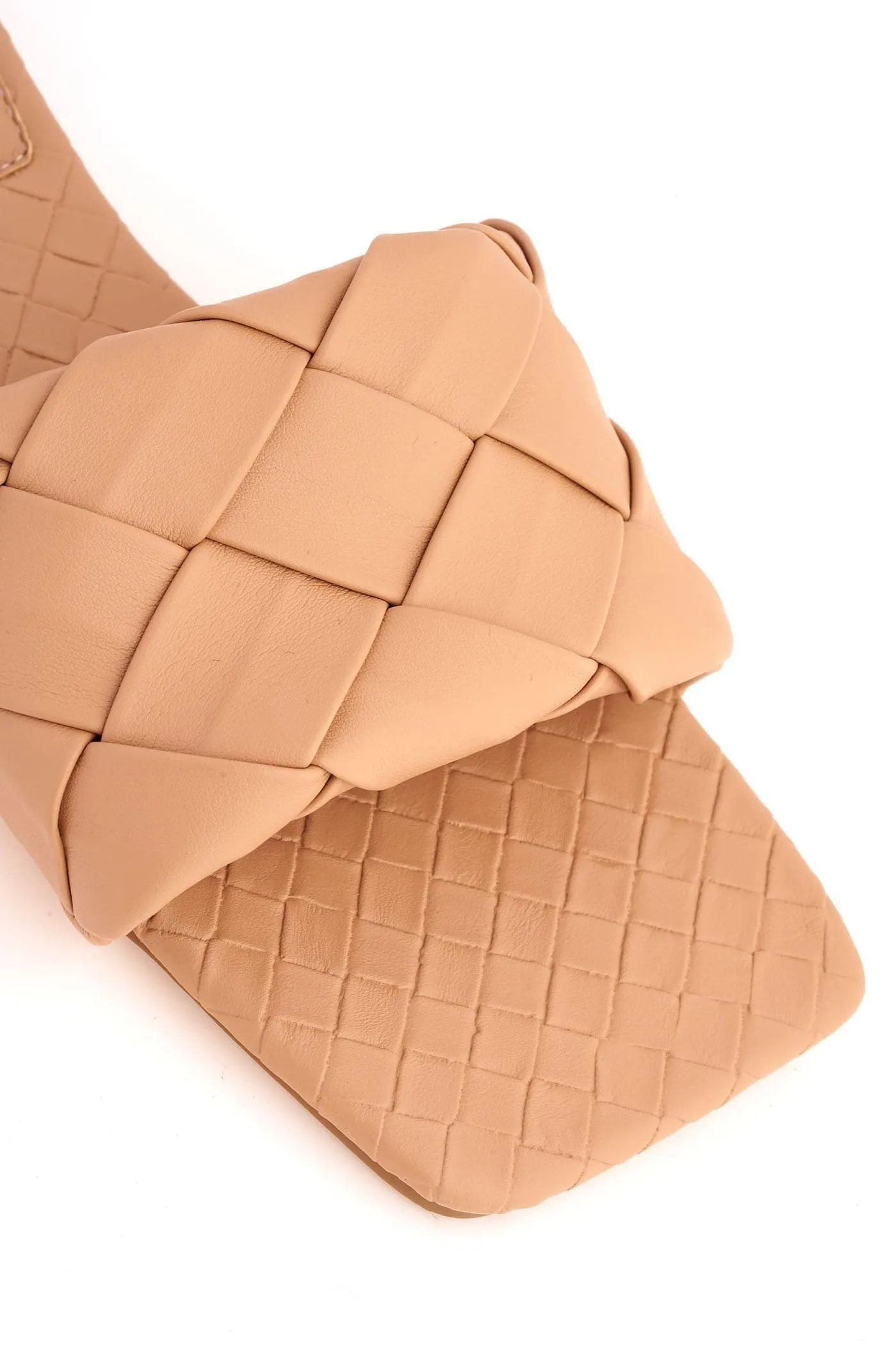 Raffia Crossover Plait Band Slider in Nude