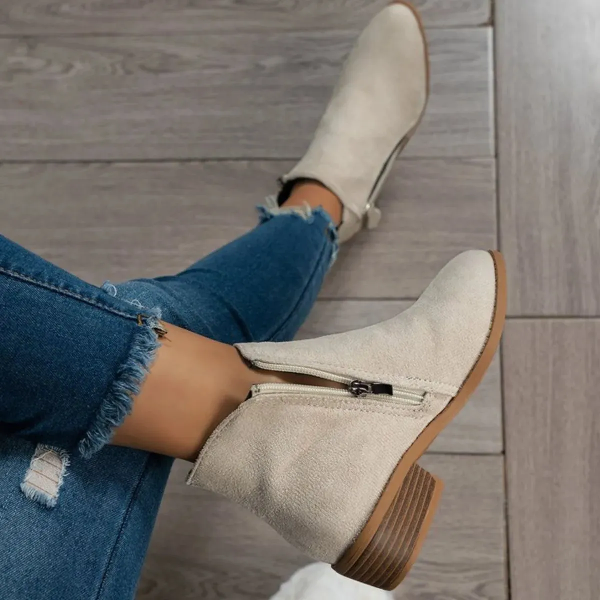 Round Toe Platform Boots