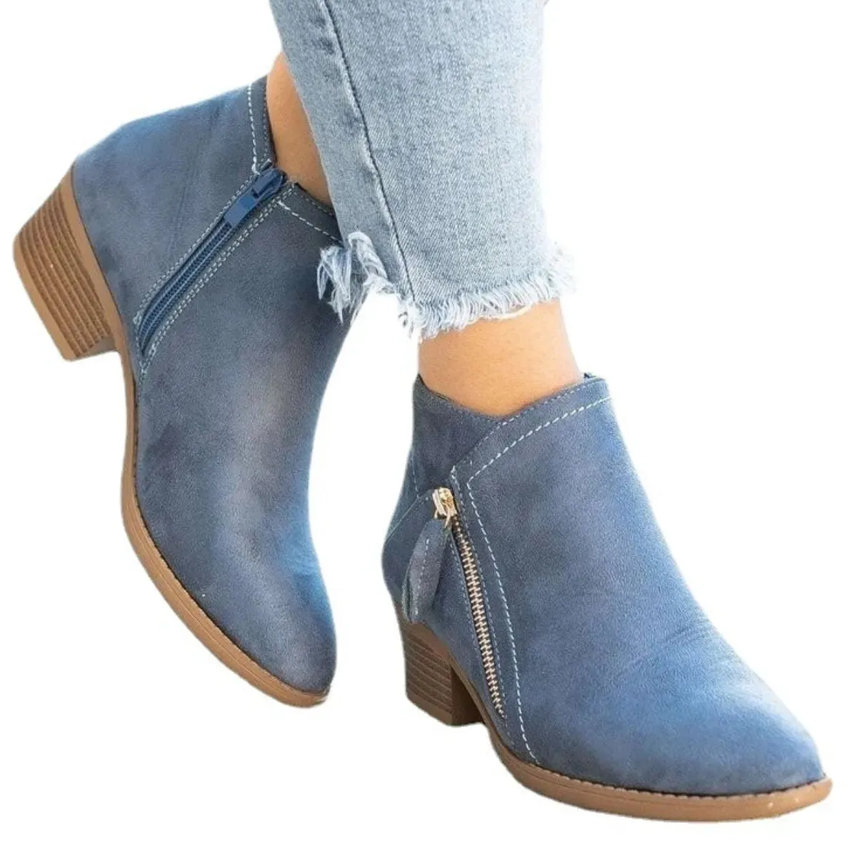 Round Toe Platform Boots