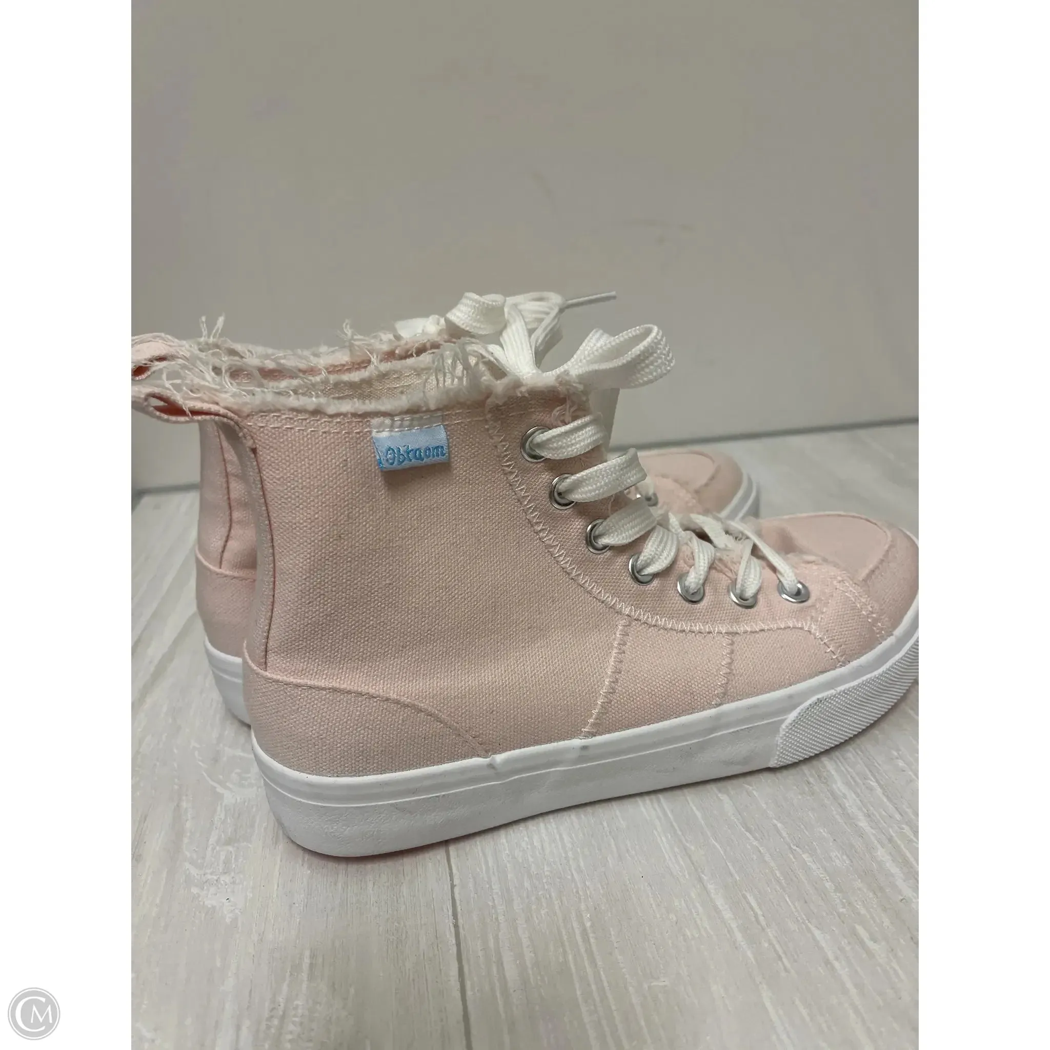 Shoes Sneakers By Clothes Mentor In Pink, Size: 5