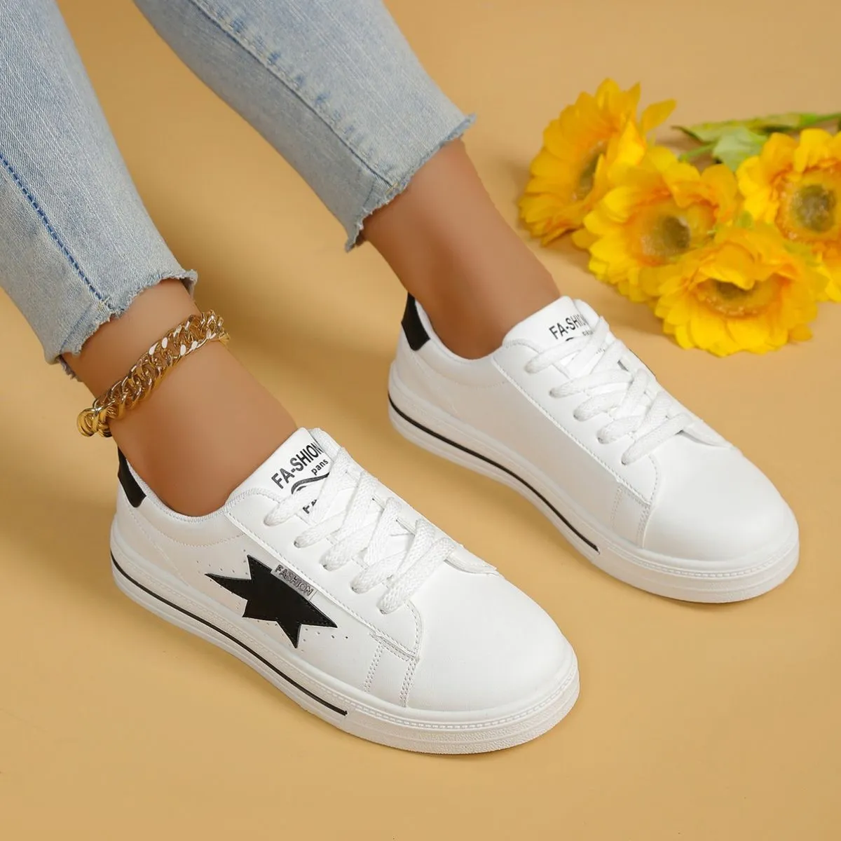 Star Round Toe Lace Up Sneakers