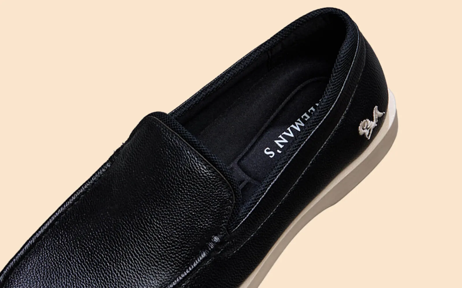 The Luxe Loafers : Black
