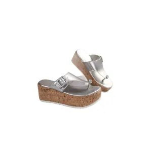 Toe Post Platform Sandals